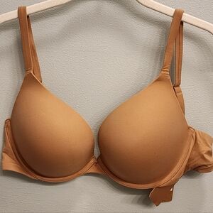 SKIMS NWT Fits Everybody Push-Up Bra